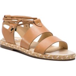 Espadryle GEOX - D Kolleen A D725SA 00043 C5102 Caramel. Pomarańczowe klapki damskie Geox, bez wzorów, ze skóry, bez obcasa, na obcasie. W wyprzedaży za 259,00 zł.