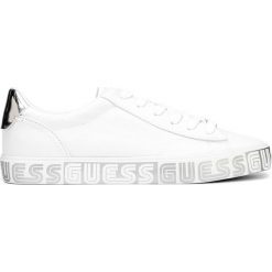 Guess Greha Tenisówki Biały. Białe trampki i tenisówki damskie Guess, z aplikacjami, z materiału. Za 390,95 zł.