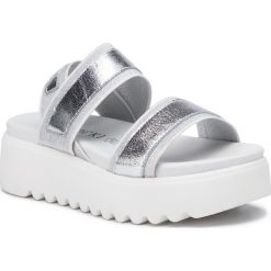 Sandały LASOCKI - WI16-MAGY-01 Silver. Szare klapki damskie Lasocki, bez wzorów, ze skóry, bez obcasa. Za 129,99 zł.