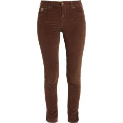 LOIS Jeans CELIA SPLIT Spodnie materiałowe chocolate. Brązowe jeansy damskie marki LOIS Jeans. Za 459,00 zł.