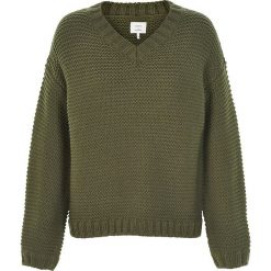 Sweter "Hypatia" w kolorze khaki. Brązowe swetry damskie marki Nümph, xs, bez wzorów, z wełny, bez rękawów, bez kaptura. W wyprzedaży za 172,95 zł.