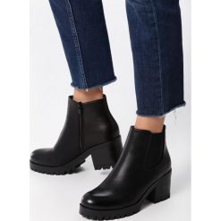 Czarne Botki Kailani. Czarne botki dziewczęce Born2be, z okrągłym noskiem, za kostkę, na zamek. Za 109,99 zł.