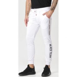 Białe Spodnie Liseis. Białe spodnie męskie Born2be, xl, bez wzorów, z dresówki. W wyprzedaży za 54,99 zł.