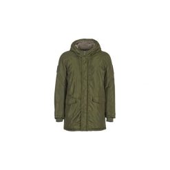 Kurtki ocieplane Emporio Armani EA7 TRAIN ARMY M PARKA. Zielone kurtki męskie marki Emporio Armani EA7, xl, bez wzorów, bez kaptura. Za 1375,20 zł.