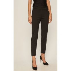 Pinko - Spodnie. Czarne spodnie damskie Pinko, z elastanu. Za 769,90 zł.