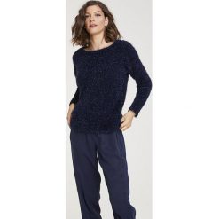 Sweter w kolorze granatowym. Niebieskie swetry damskie Heine, bez wzorów, bez rękawów, bez kaptura. W wyprzedaży za 109,95 zł.