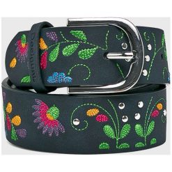 Desigual - Pasek. Szare paski damskie Desigual, w paski, z materiału. Za 179,90 zł.