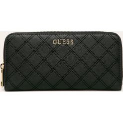 Guess Jeans - Portfel. Niebieskie portfele damskie Guess Jeans, z aplikacjami, z poliesteru. W wyprzedaży za 199,90 zł.