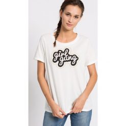 Vero Moda - Top. Białe topy damskie marki Vero Moda, s, z nadrukiem, z bawełny, z okrągłym kołnierzem. W wyprzedaży za 34,90 zł.