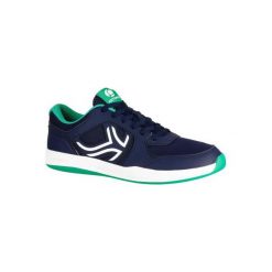 Buty tenis TS130 męskie na twardą nawierzchnię. Niebieskie buty sportowe męskie ARTENGO, z poliesteru, bez zapięcia, tenisowe. Za 84,99 zł.