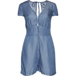 Kombinezon Guess Dinah Romper W0GK2J D3ZW3. Niebieskie kombinezony damskie Guess, xs, z aplikacjami, z lyocellu, bez kołnierzyka, bez rękawów. W wyprzedaży za 379,00 zł.