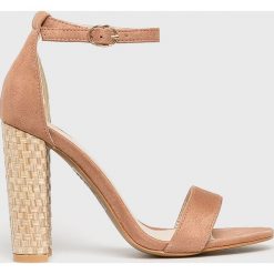 Glamorous - Szpilki. Różowe sandały damskie Glamorous, bez wzorów, z materiału, bez obcasa, na obcasie, bez zapięcia. W wyprzedaży za 69,90 zł.