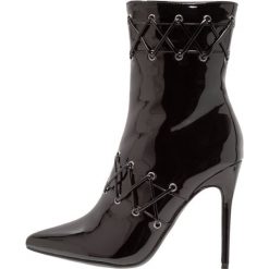 Botki damskie: Public Desire KENTON Botki na obcasie black