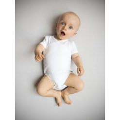 Body kimono z krótkim rękawem BAMBOO BIEL 56. Body niemowlęce NANAF ORGANIC, bez wzorów, z krótkim rękawem. Za 54,99 zł.