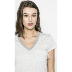Answear - Top Sporty Fusion. Szare topy damskie ANSWEAR, l, z dzianiny. W wyprzedaży za 39,90 zł.