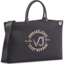 Torebka VERSACE JEANS - E1VTBBH1 70885 M57. Czarne torebki klasyczne damskie Versace Jeans, bez wzorów, z jeansu, klasyczne, bez dodatków. W wyprzedaży za 449,00 zł.