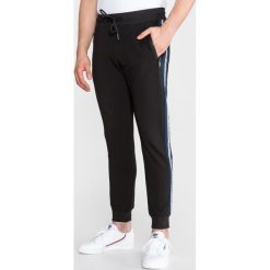 Antony Morato Spodnie dresowe Czarny. Czarne spodnie męskie Antony Morato, xl, bez wzorów, z elastanu, sportowe. Za 350,95 zł.