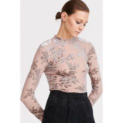 Bluzka ze stójką - Różowy. Różowe bluzki damskie Reserved, xl, bez wzorów, ze stójką, bez rękawów. Za 69,99 zł.