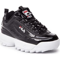 Sneakersy FILA - Disruptor M Low Wmn 1010608.25Y Black. Czarne półbuty damskie Fila, na co dzień, bez wzorów, ze skóry ekologicznej, bez obcasa, na płaskiej podeszwie, bez zapięcia. Za 519,00 zł.
