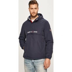 Tommy Jeans - Kurtka. Niebieskie płaszcze męskie Tommy Jeans, xl, bez wzorów, z poliesteru, krótkie, z kapturem. W wyprzedaży za 429,90 zł.