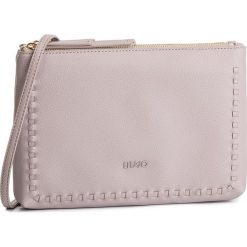 Torebka LIU JO - Crossbody Pouch A19051 E0221 Camel 63801. Szare listonoszki damskie Liu Jo, bez wzorów, ze skóry ekologicznej, bez dodatków. W wyprzedaży za 259,00 zł.