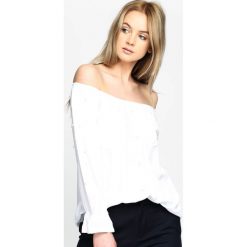 Biała Bluzka Damages. Białe bluzki longsleeves marki Born2be, m. Za 59,99 zł.