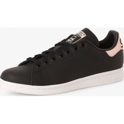Adidas Originals - Damskie tenisówki ze skóry – Stan Smith, czarny. Czarne trampki i tenisówki damskie adidas Originals, z haftami, ze skóry, bez zapięcia. Za 439,95 zł.