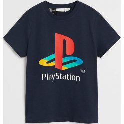 Mango Kids - T-shirt dziecięcy Station 110-164 cm. Niebieskie t-shirty chłopięce Mango Kids, z nadrukiem, z bawełny, bez rękawów. Za 59,90 zł.