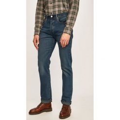 Levi's - Jeansy 501. Niebieskie jeansy męskie Levi's®, s, z aplikacjami. W wyprzedaży za 329,90 zł.