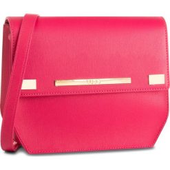 Torebka LIU JO - Xs Crossbody A19149 E0087 Geranium 81945. Różowe listonoszki damskie Liu Jo, bez wzorów, ze skóry ekologicznej, bez dodatków. W wyprzedaży za 279,00 zł.