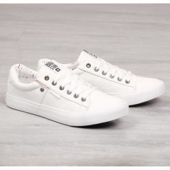 Trampki niskie męskie eko skóra białe Big Star GG174028 - biały. Białe trampki męskie BIG STAR, bez wzorów, ze skóry, retro, bez zapięcia. Za 129,99 zł.
