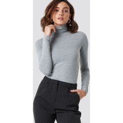 NA-KD Basic Top z golfem - Grey. Szare topy damskie marki NA-KD Basic, bez wzorów, z materiału, z golfem. Za 80,95 zł.