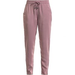 Sublevel Ladies Trousers Spodnie damskie jasnoróżowy (Light Pink). Różowe spodnie damskie marki Sublevel, l. Za 74,90 zł.