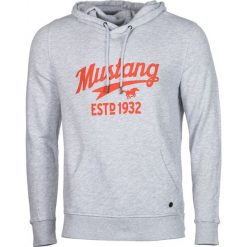 Mustang bluza męska Printed Hoodie L szary. Szare bluzy męskie Mustang, m, bez wzorów, bez kołnierzyka, bez rękawów, bez kaptura. W wyprzedaży za 199,00 zł.