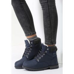 Granatowe Traperki Tighten Up. Niebieskie buty zimowe damskie vices. Za 99,99 zł.