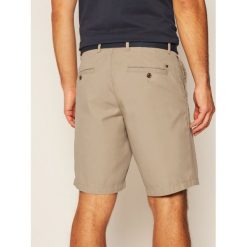 Szorty materiałowe TOMMY HILFIGER Brooklyn MW0MW13800. Czarne spodenki i szorty męskie TOMMY HILFIGER, m, bez wzorów, z tkaniny. W wyprzedaży za 249,00 zł.