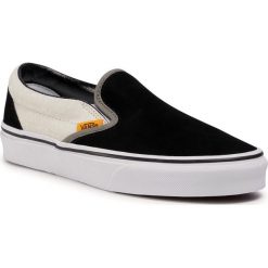Tenisówki VANS - Classic Slip-On VN0A4U381IB1 (Mix&Match)Antquwhtbstrgr. Czarne półbuty damskie Vans, bez wzorów, ze skóry, bez obcasa, bez zapięcia. Za 299,00 zł.