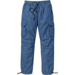 Dżinsy bojówki z gumką w talii z letniego denimu Loose Fit Straight bonprix niebieski "stone". Niebieskie jeansy męskie bonprix, na lato, m, bez wzorów. Za 109,99 zł.