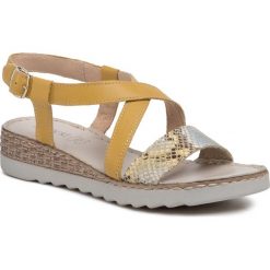 Sandały LASOCKI - P193 Yellow. Żółte klapki damskie Lasocki, bez wzorów, ze skóry, bez obcasa. Za 129,99 zł.