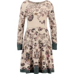 Sukienki dzianinowe: Ivko FLORAL Sukienka dzianinowa beige