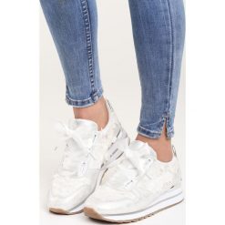 Buty sportowe damskie: Białe Buty Sportowe End of Day