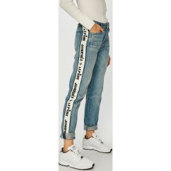 Scotch & Soda - Jeansy. Niebieskie jeansy damskie Scotch & Soda, s, z podwyższonym stanem. W wyprzedaży za 399,90 zł.