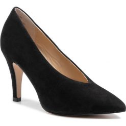 Szpilki CAPRICE - 9-22403-23 Black Suede 004. Czarne półbuty damskie Caprice, bez wzorów, ze skóry, eleganckie, bez obcasa, na obcasie, bez zapięcia. W wyprzedaży za 189,00 zł.