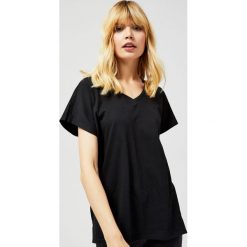Koszulka typu oversize. Czarne koszulki damskie Moodo, m, bez wzorów, z bawełny, z okrągłym kołnierzem, z krótkim rękawem. Za 14,99 zł.