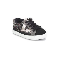 Buty Dziecko Victoria DEPORTIVO GLITTER. Czarne trampki dziewczęce Victoria, bez wzorów, bez zapięcia. Za 175,20 zł.