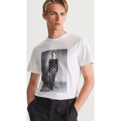 T-shirt Heroes — David Bowie - Biały. Białe t-shirty męskie marki Reserved, s. Za 59,99 zł.