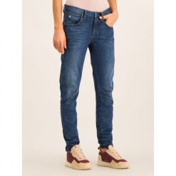 Jeansy Boyfriend G-Star Raw Arc 3D 60892-6553-071. Niebieskie jeansy damskie G-Star RAW. W wyprzedaży za 399,00 zł.