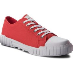 Trampki CALVIN KLEIN JEANS - Beato S1748 Tomato. Czerwone półbuty męskie marki Calvin Klein Jeans, na co dzień, bez wzorów, z jeansu, bez zapięcia. W wyprzedaży za 309,00 zł.