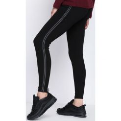 Czarne Legginsy Feels Right. Czarne legginsy marki Born2be, l. Za 39,99 zł.