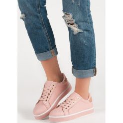 WYGODNE BUTY SPORTOWE. Czarne buty sportowe damskie marki Merg, bez wzorów, bez zapięcia. Za 45,00 zł.